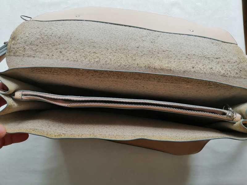 Skórzana torba listonoszka Reserved skóra na książki dokumenty