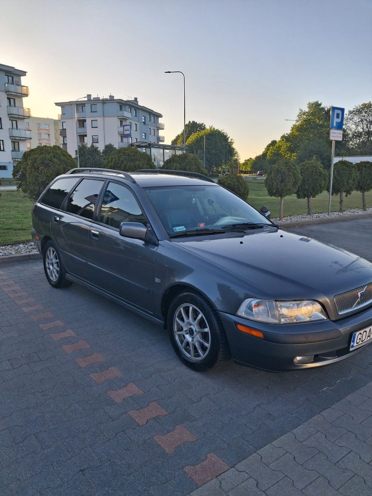 Volvo V40 1,9 td 2002
