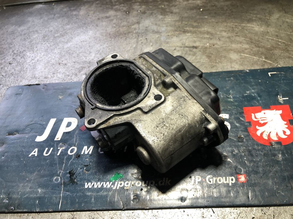 Клапан ЕГР 2.0 TDi VW Golf 5 Passat B6 Skoda Octavia A5 тди BKP BKD