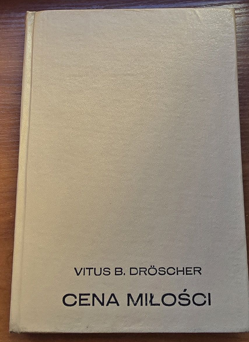 Zoologia Etologia Cena miłości Vitus B. Dröscher *