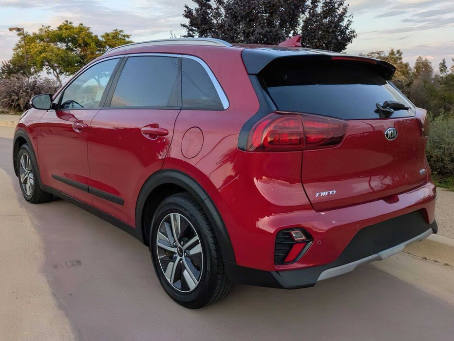 Kia Niro EX Premium      2020