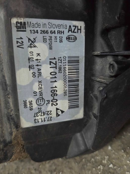 Lampa Ople Insignia A LIft Xenon Bi Xenon skrętny