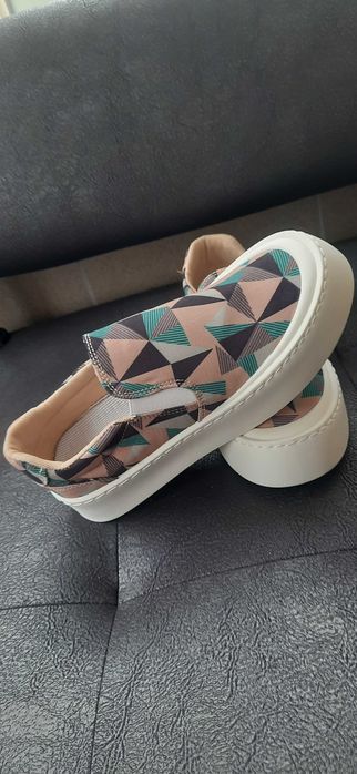 Сліпони , мокасини , кеди , еспадріли , лофери , стєлька  25,5 см