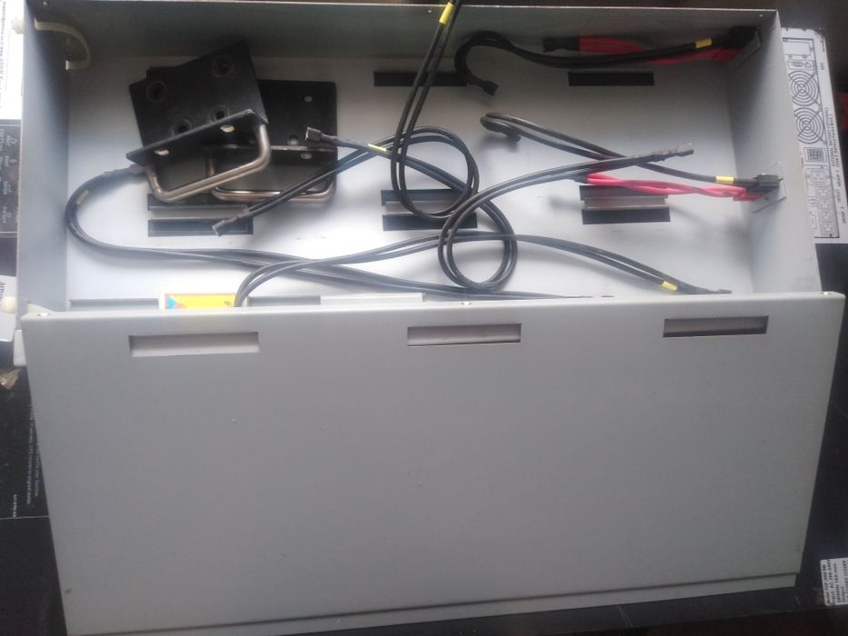 Инвертор UPS-TOP 3000 RM 3000VA