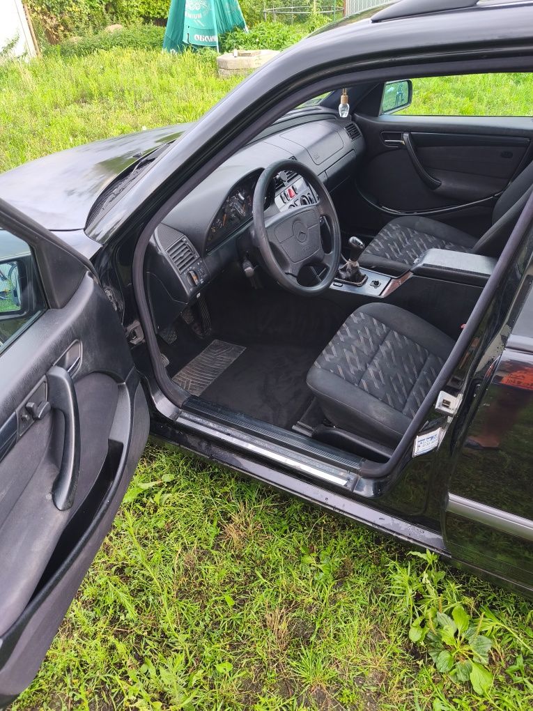 Mercedes klasa C250 TD