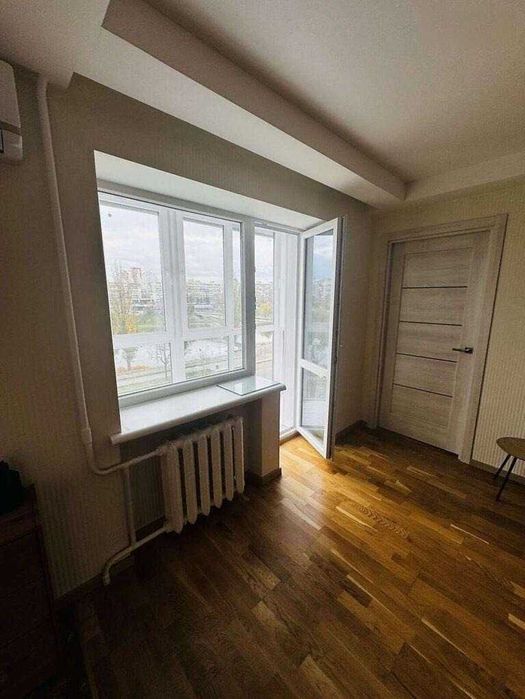 АК 2 Кімнатна Лівобережна Русановка вторичка Ентузіастів 7