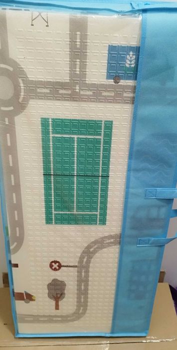 Duża Mata Piankowa Dwustronna z Motywem Drogowym dla Dzieci 150x200 cm