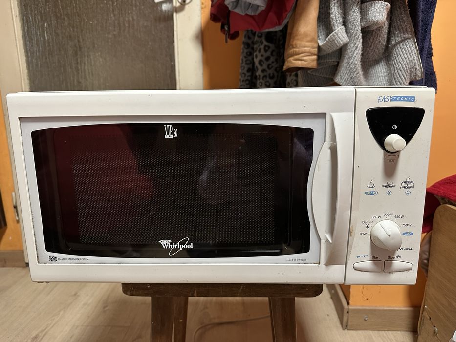 Kuchenka mikrofalowa Whirlpool VIP 20 Easytronic