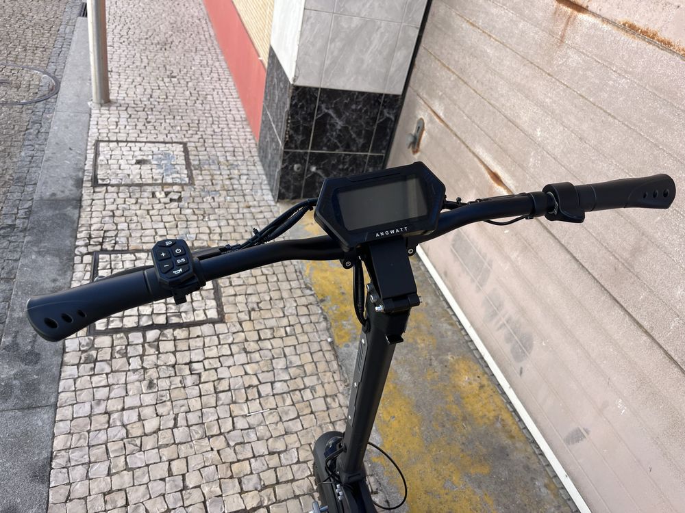 Trotinete Angwatt CS1