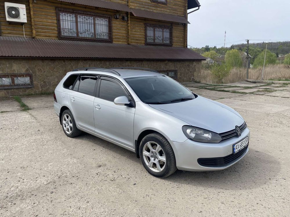 Volkswagen Golf 6 2010г.в. 1.6L