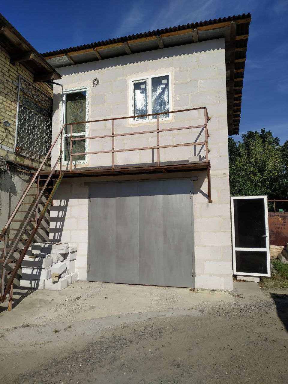 Продам двухэтажный гараж с подвальным помещением