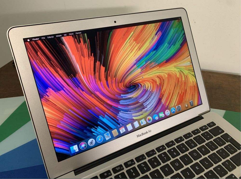 Gwarancja 12 msc Macbook Air 13 i5 128 SSD 4GB super stan