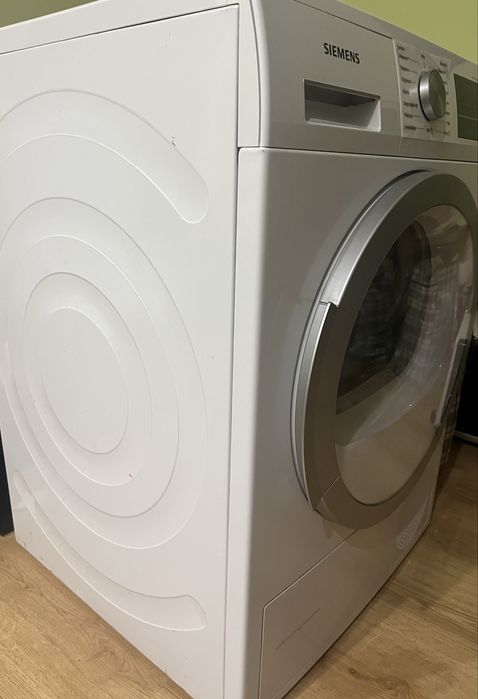 Сушильна машина Siemens IQ500