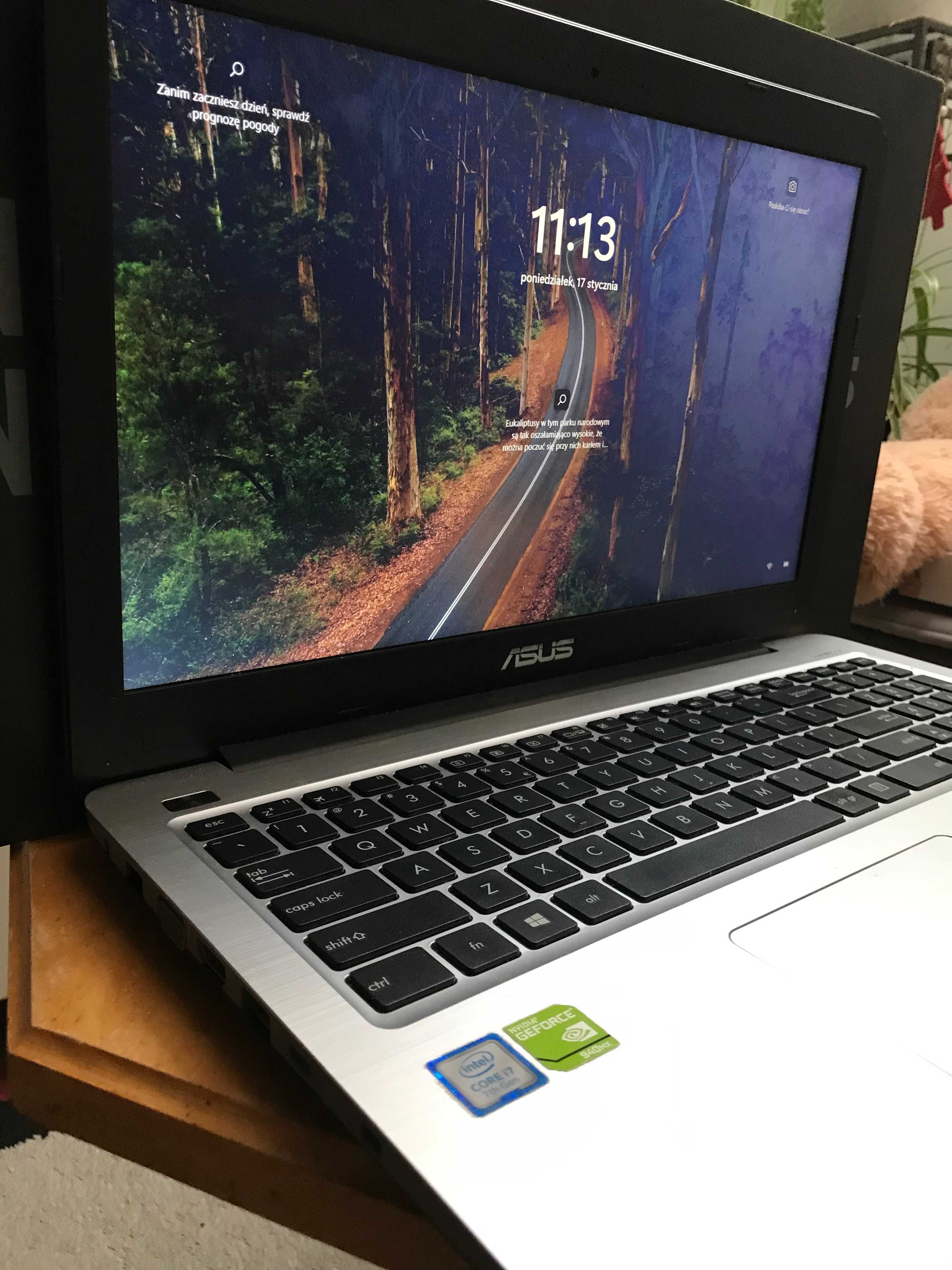 Laptop ASUS X556UQK