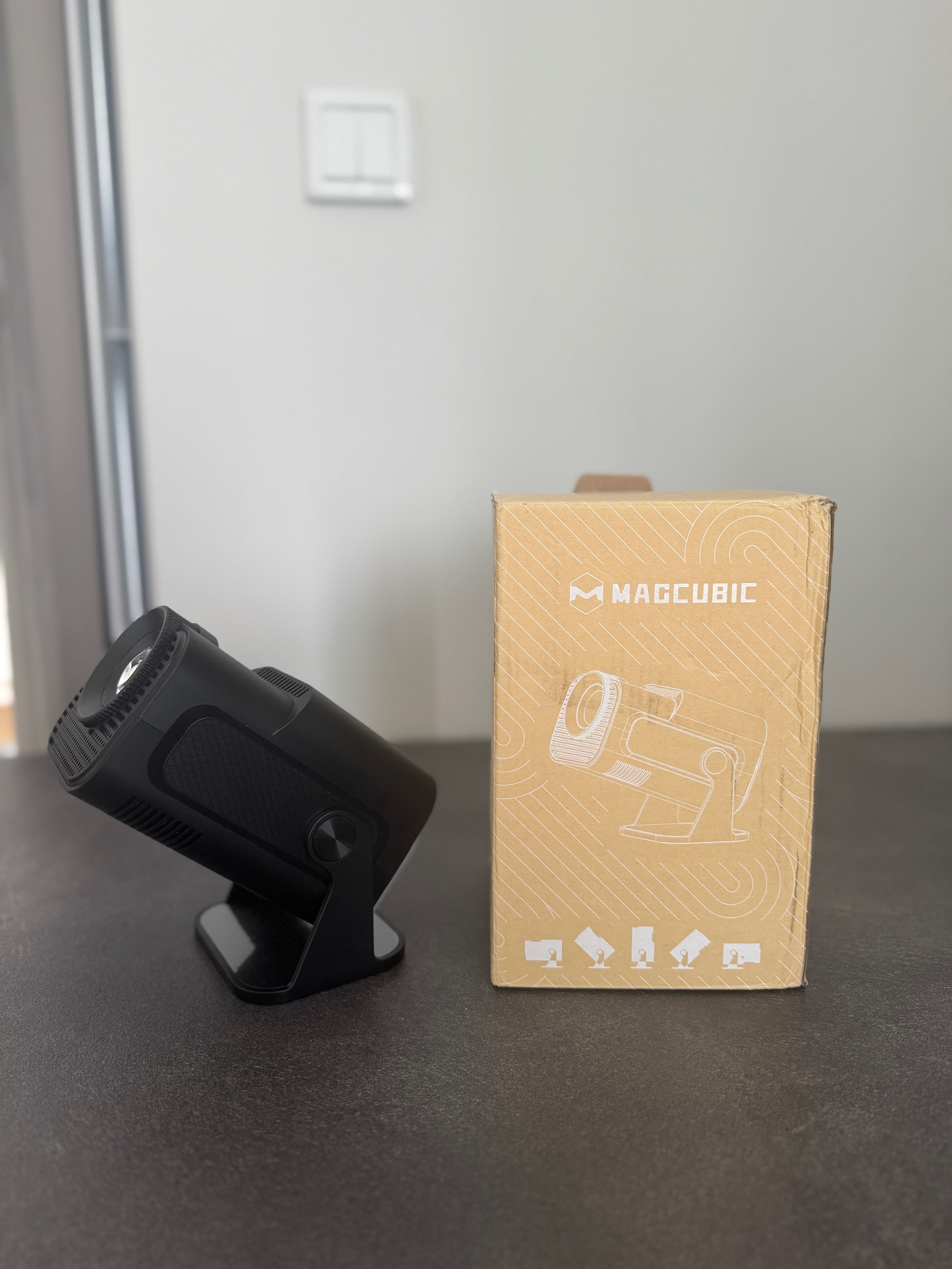 Projector Magcubic HY320