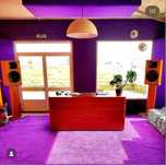 Cabina DJ / DJ booth em madeira feito a mão
