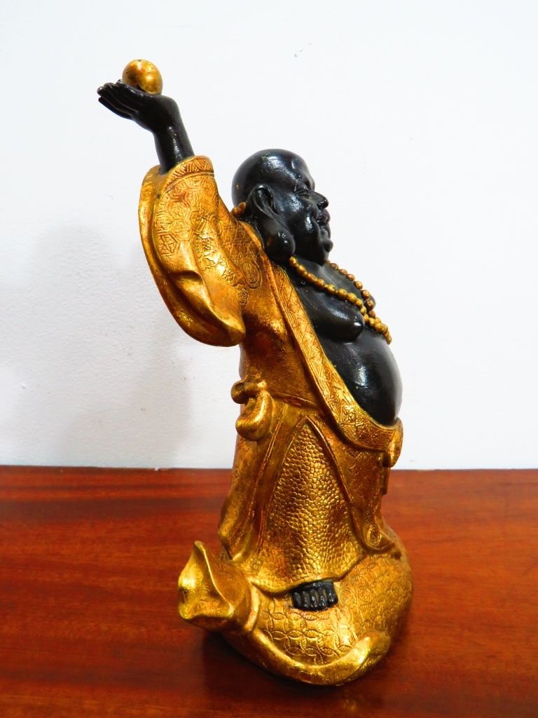 Buda da alegria e prosperidade.