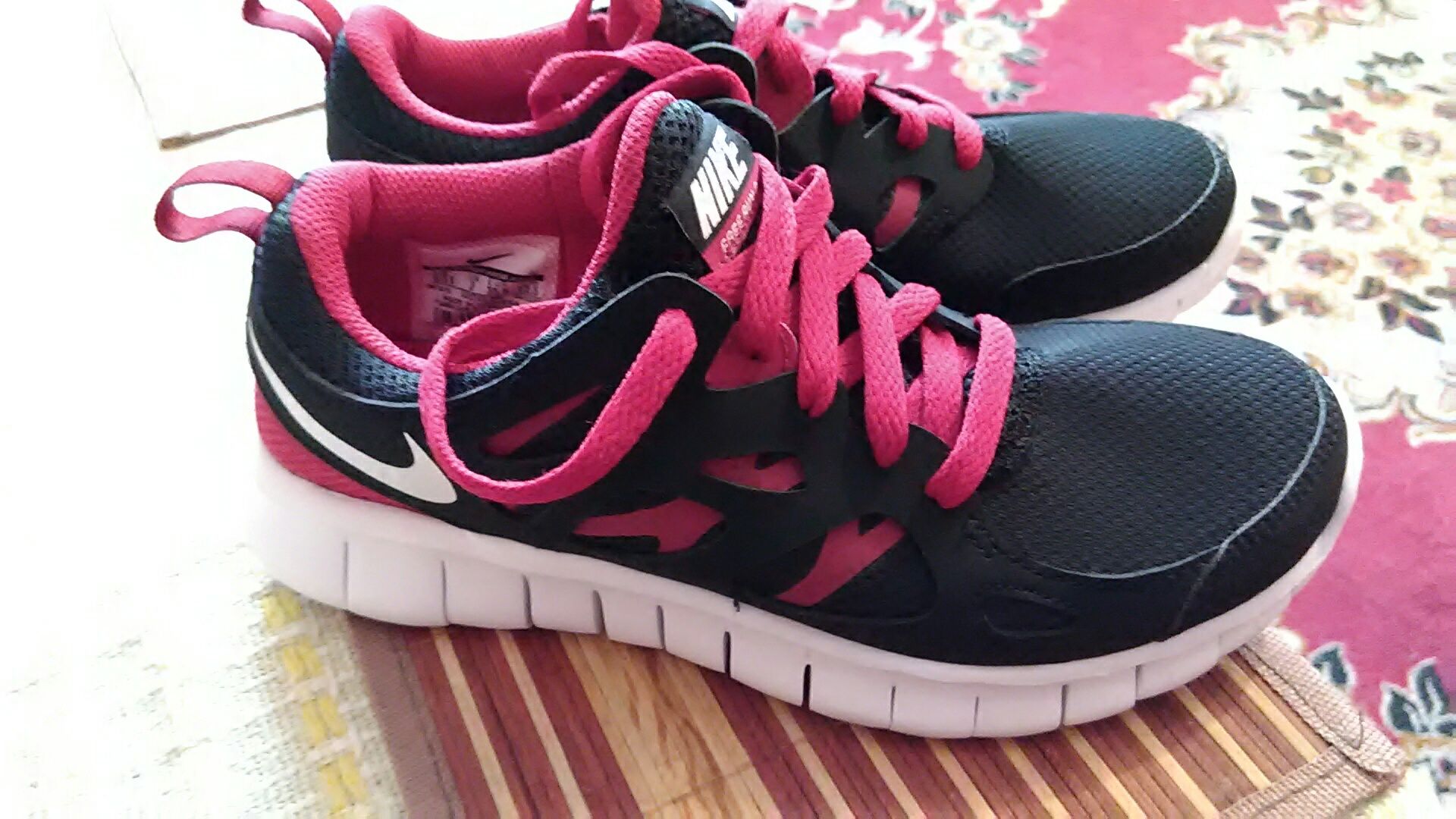 Fajny prezent Nowe Buty Nike polecam obniżka