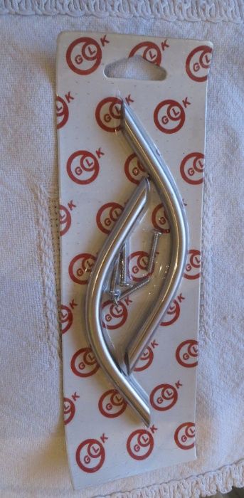 Puxadores Diversos para Portas e terminais - 10 Peças Novas