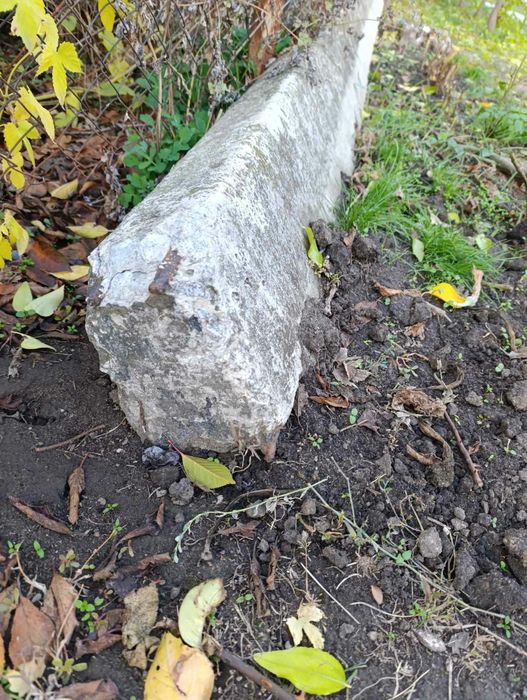 Бордюр (балка) бетонный армированный