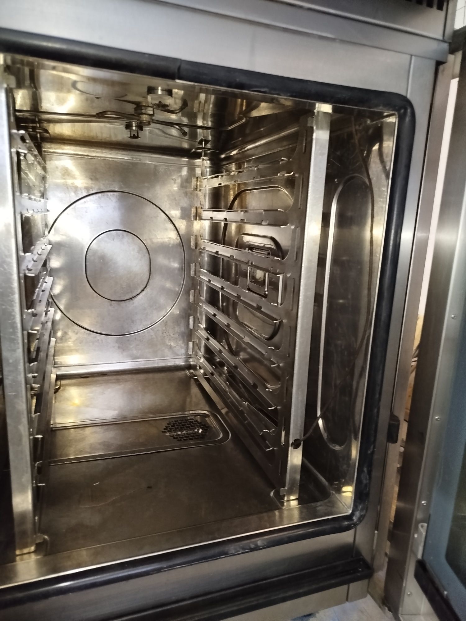 Пароконвектомат Convotherm OEB 6.10 easy touch