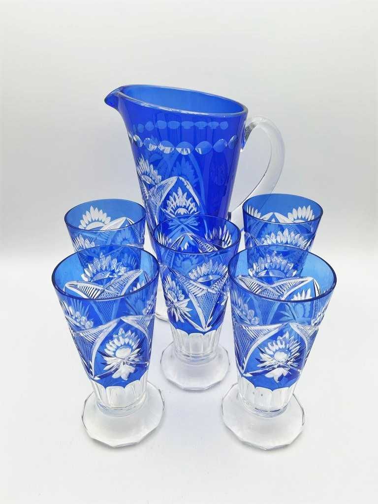 Grande caneca em vidro azul