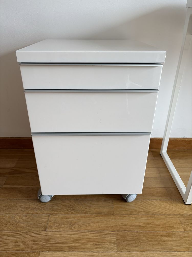 Bloco de Gavetas Besta Burs - IKEA