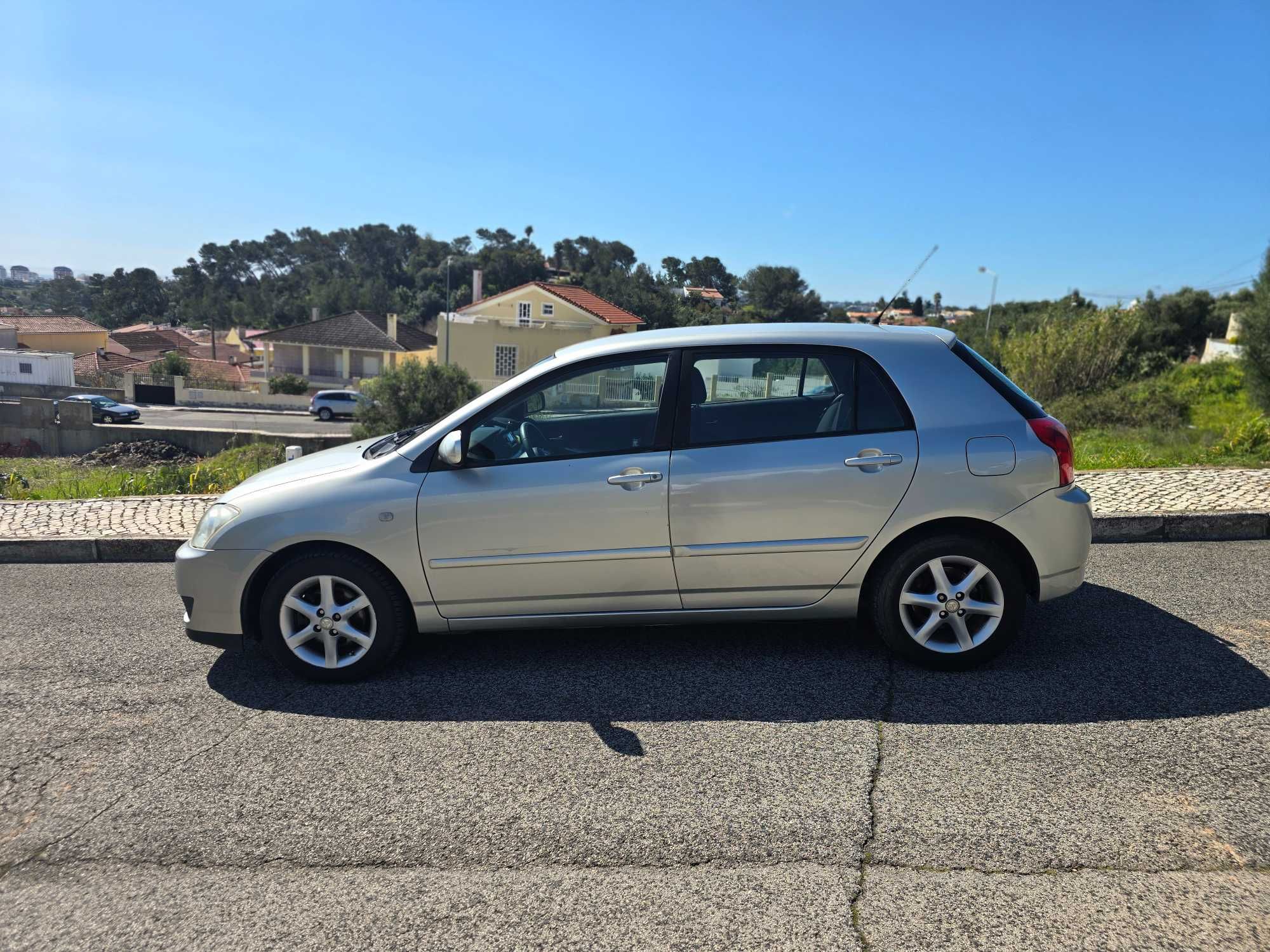 Toyota Corolla 1.4 D4D SOL MMT Automático