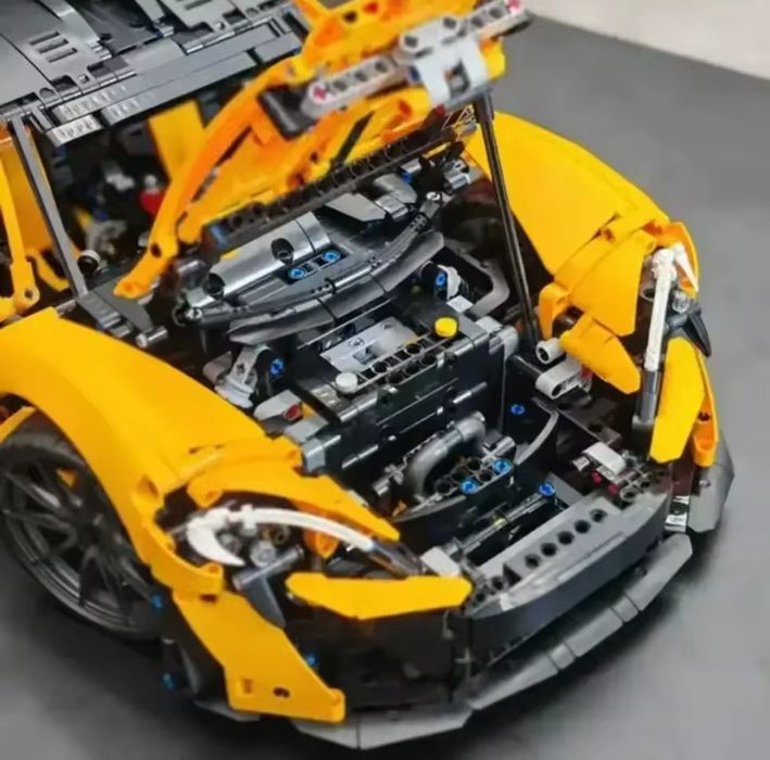Конструктор LEGO Technic McLaren P1 (42172)