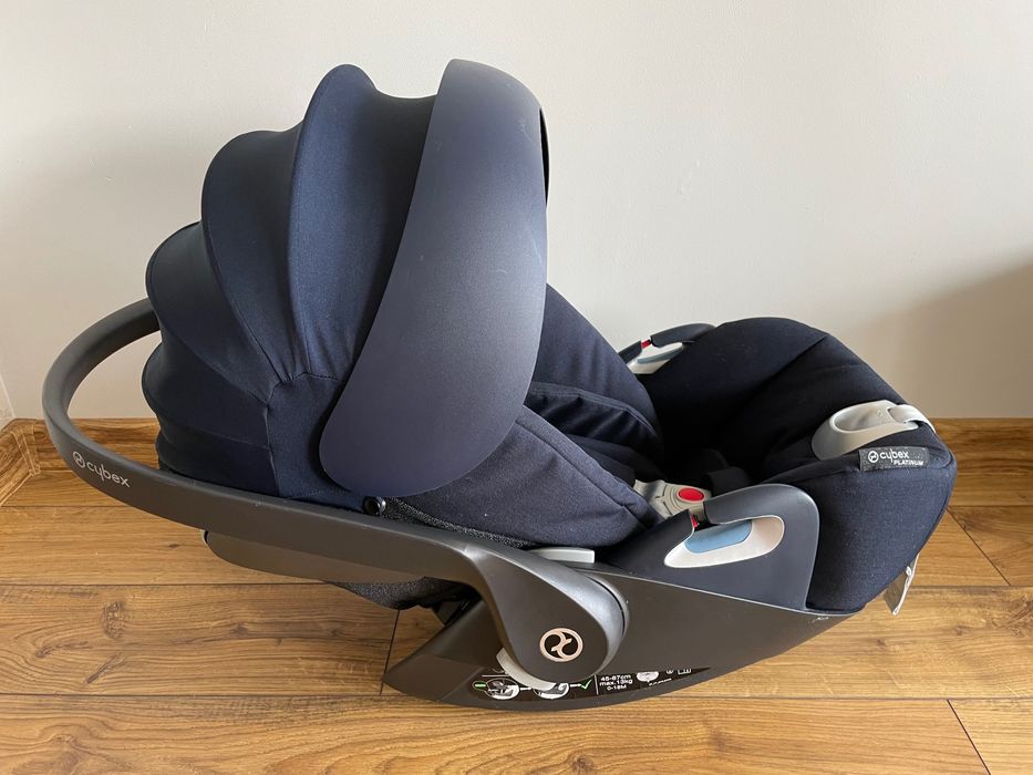 Fotelik Cybex Platinum + adaptery do fotelika