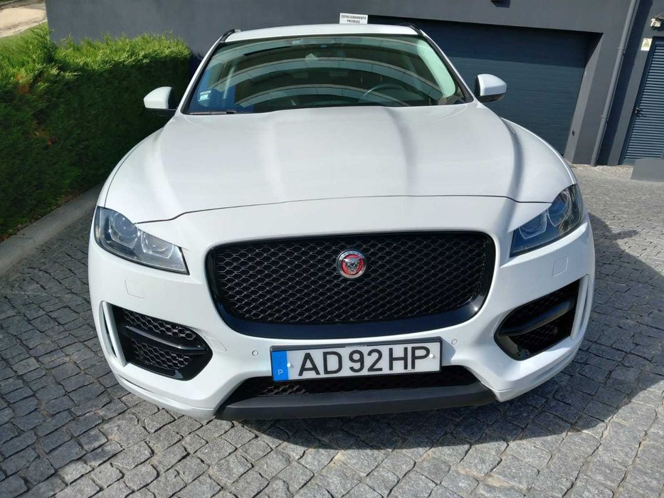 Jaguar F-PACE: O SUV que é um Desportivo