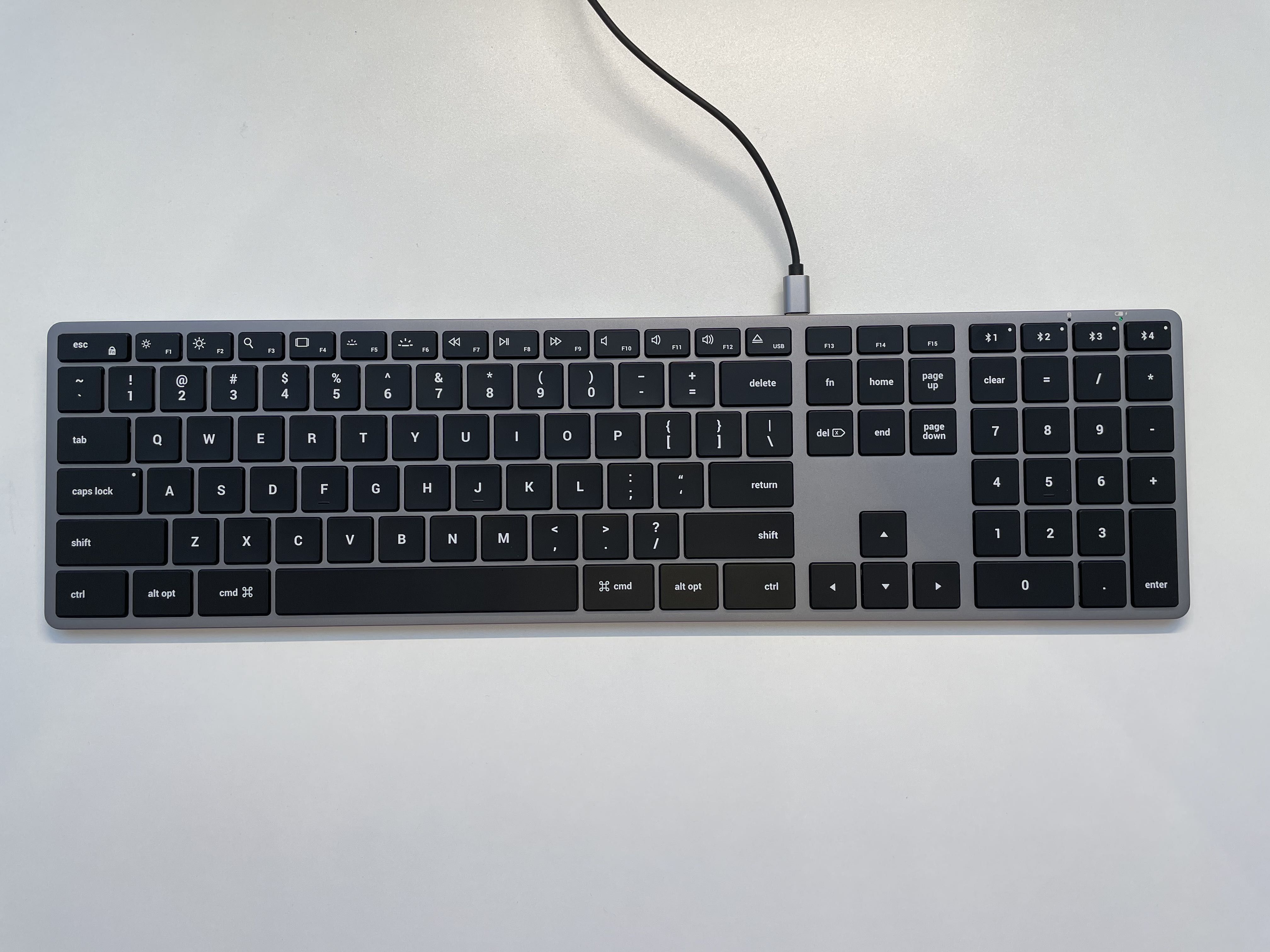 Клавіатура Mac — В ідеальному зовнішньому стані (На відновлення)