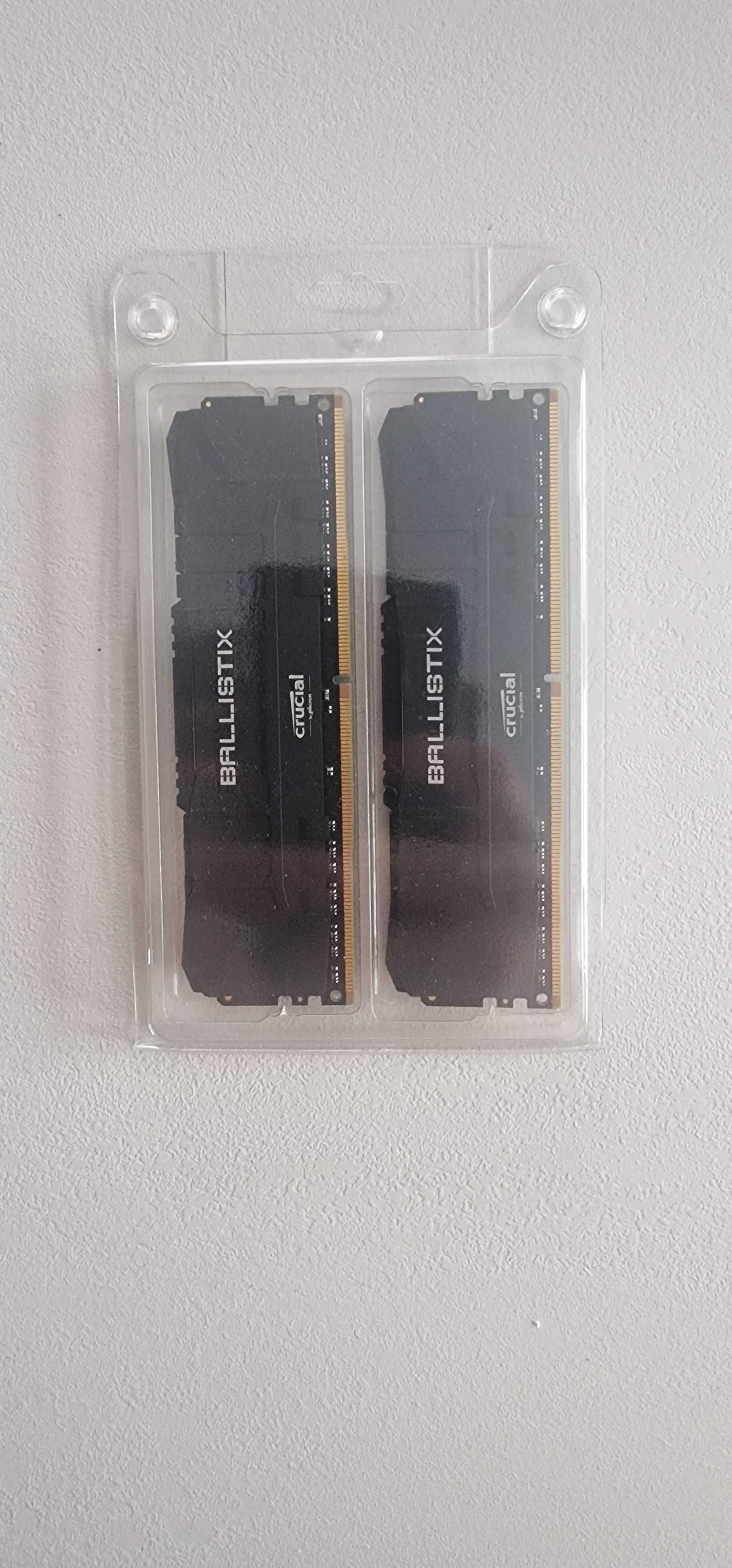 Crucial Ballistix Black 16GB [2x8GB 3000MHz DDR4 CL15 DIMM]