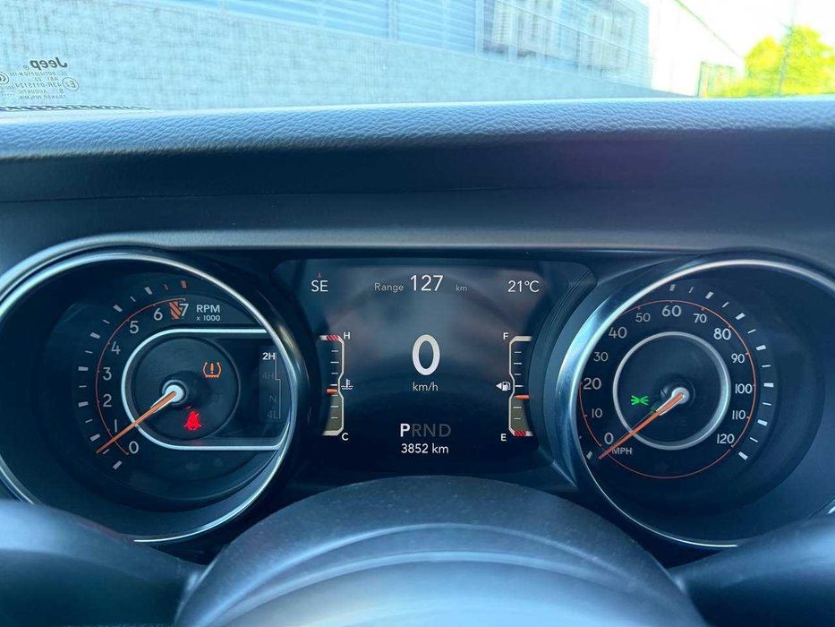 Jeep Gladiator SPORT 2023