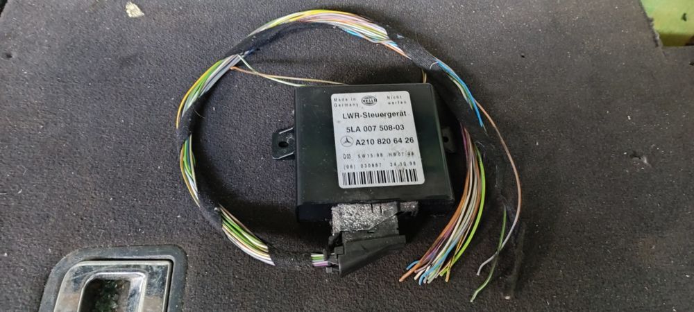 Sterownik Moduł Świateł Xenon Mercedes W210 E 3.0 TD Automat Sedan 98