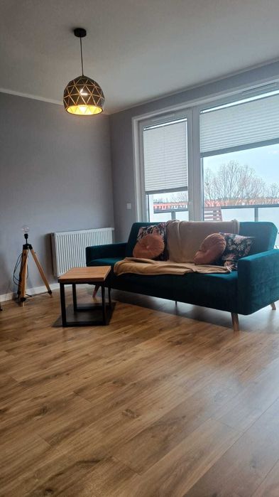 Do sprzedania sofa SCANDI zakupione w sklepie IWC Home. Turkusowa.