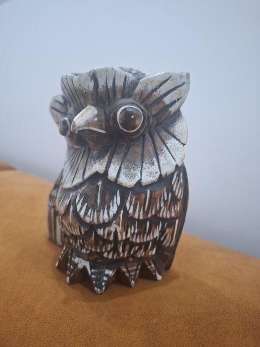 Sprzedam figurkę drewnianą sowę