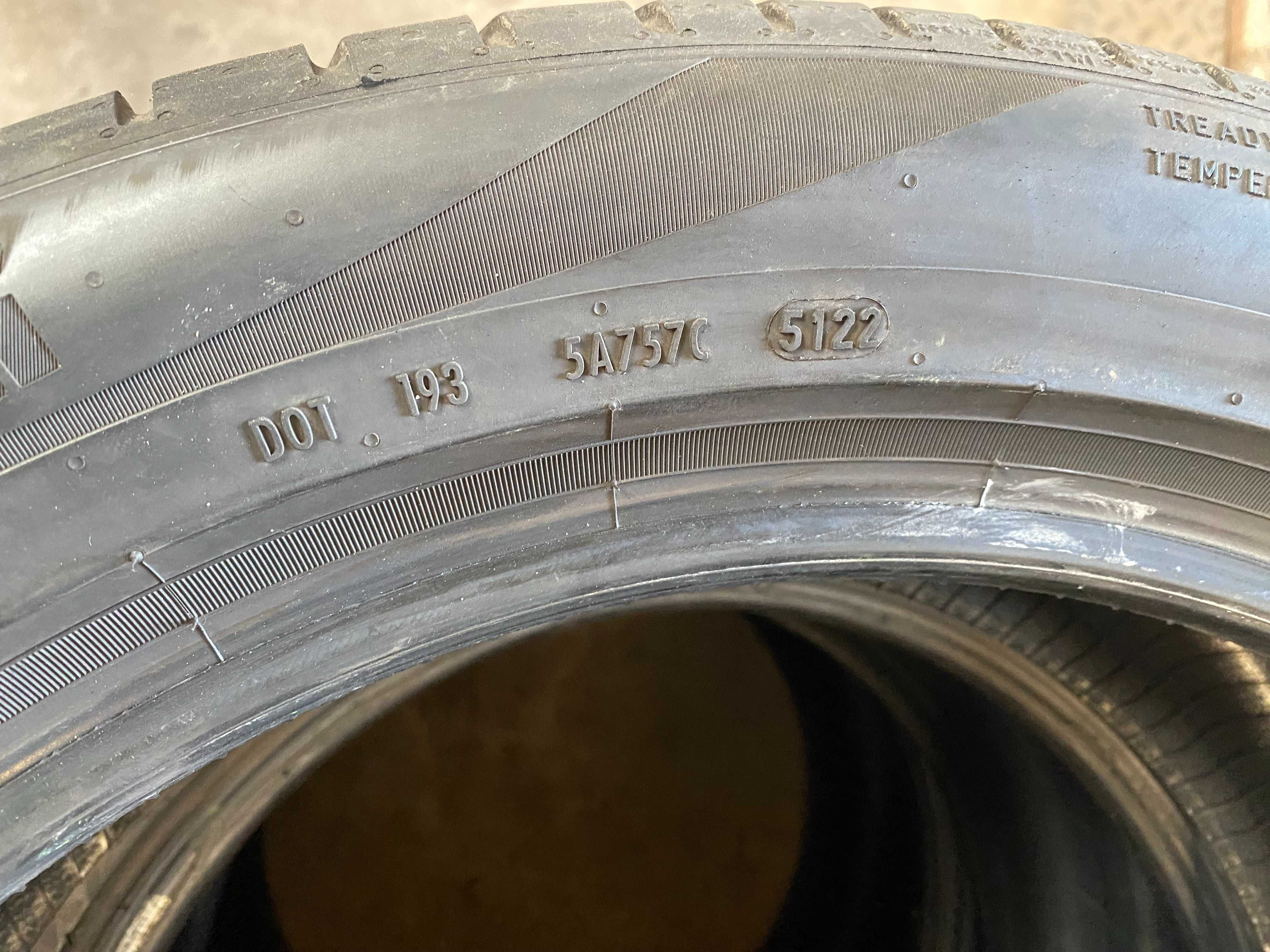 255/45r19 Pirelli Scorpion Seal inside