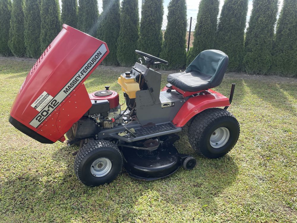 Solidny Traktorek Kosiarka Massey Ferguson 20-12 Briggs kosz MTD