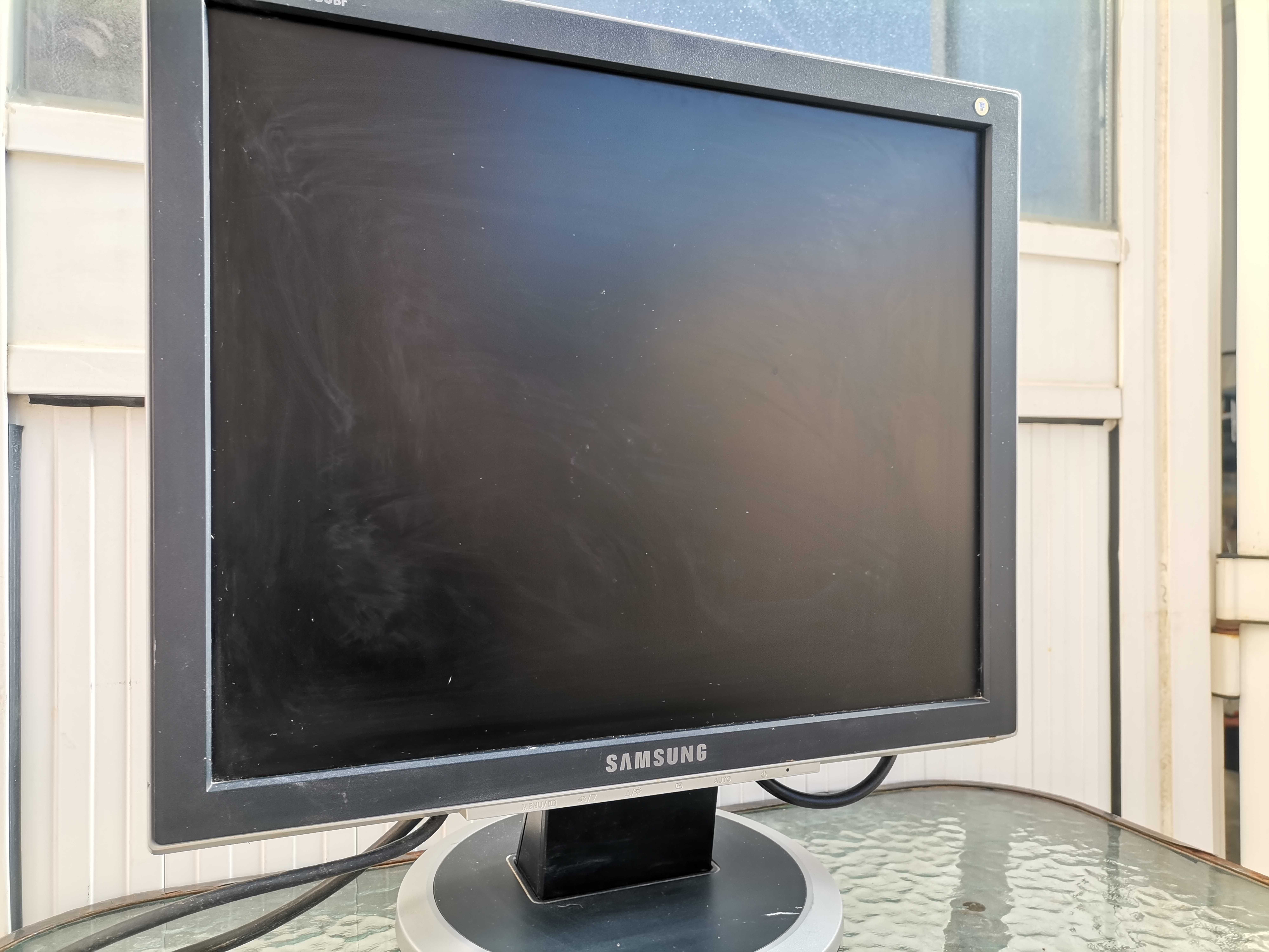 Monitor tft 17 Samsung