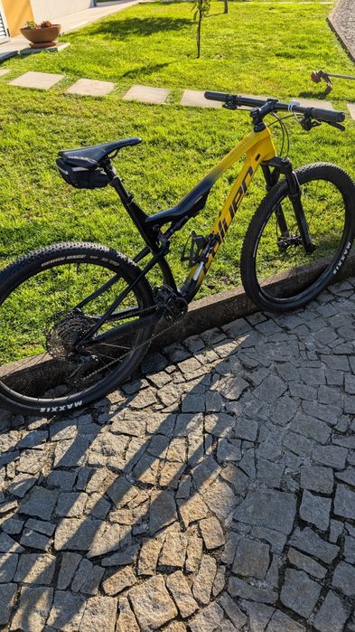 Bicicleta Coluer Carbono suspensão total