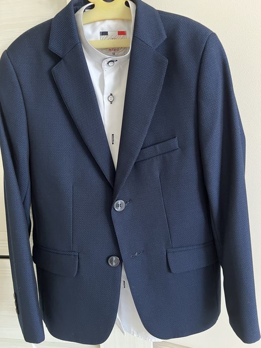 Брючний костюм темного синього кольору