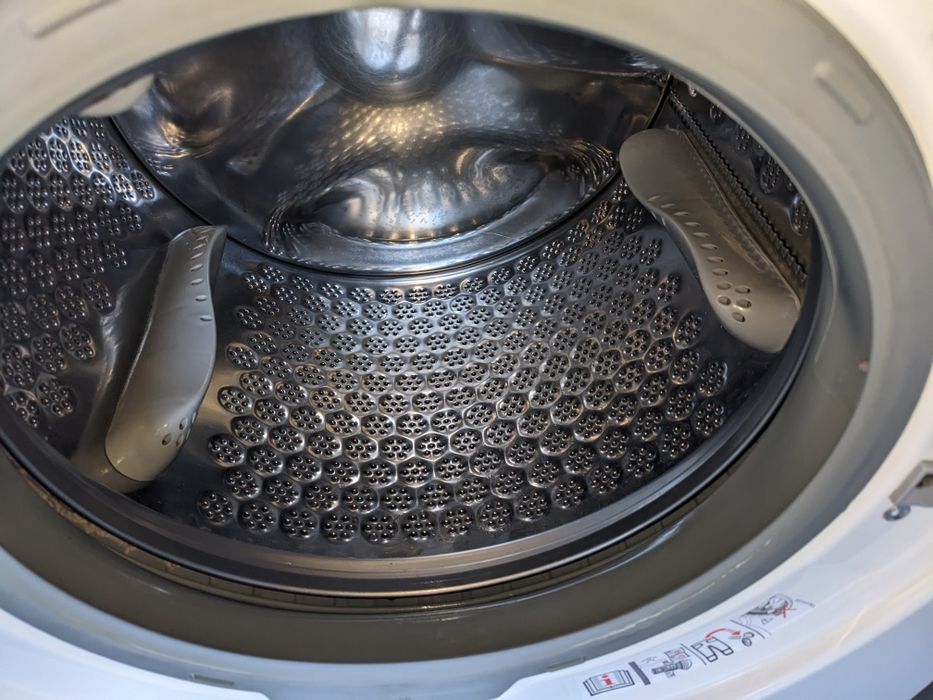 Пральна машина AEG Lavamat 8 kg з функцією Пар Б/В