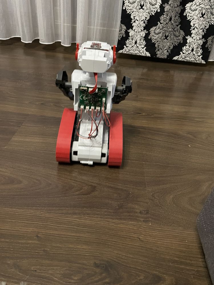 Robot Clementoni evolution