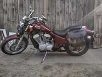 Honda Shadow VT 600 film w opisie