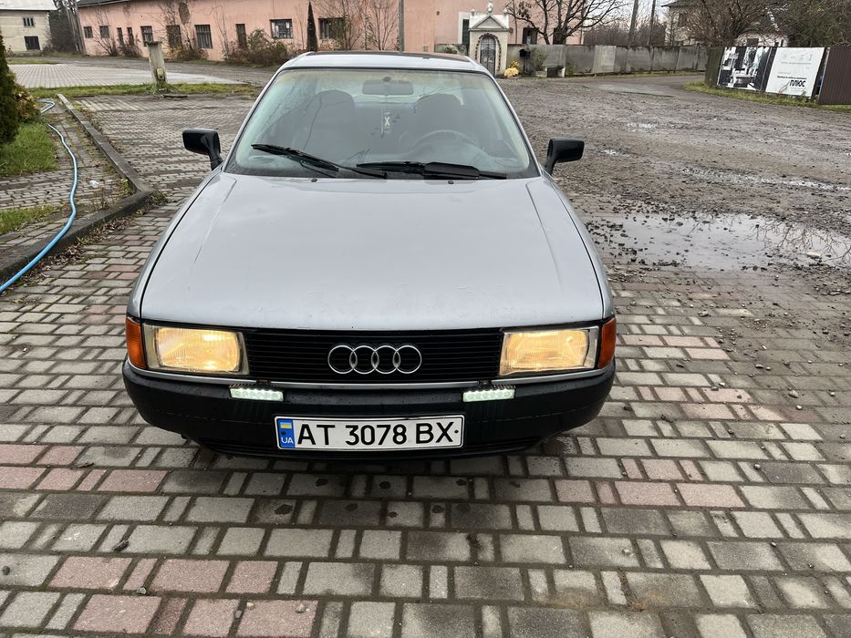Ауді 80 1.8 газ бензин