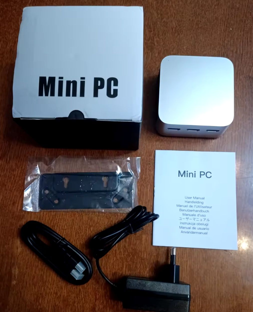 Міні пк Firebat T8Plus 16/512Gb n100 новий.

N100 
RAM 16Gb
ROM 512Gb