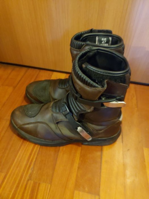 Botas castanhas Bella 47