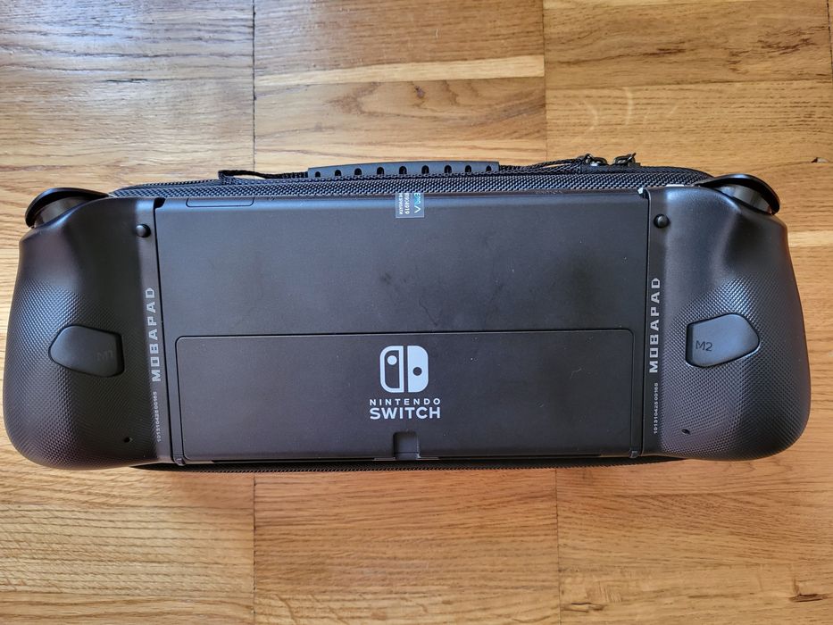 Mobapad M6HD Black Edition + Mobapad Switch Charging Grip + кейс