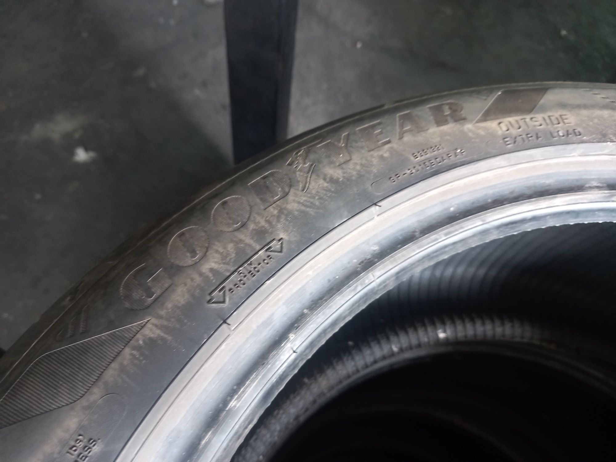 Opony używane 245/45/19 goodyear 4x6 mm 2023 rok prod